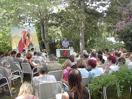 Gottesdienst im Schatten