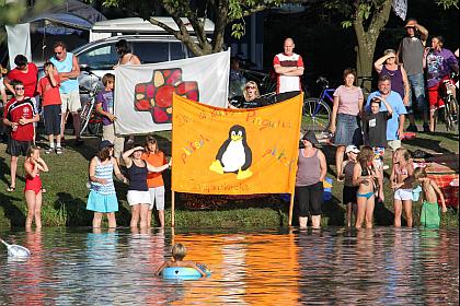 Fischerstechen mit den Eiskalten Pinguine